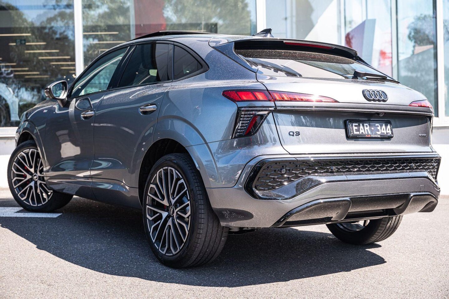 Image about Audi Q3 Sportback TFSI quattro 195 kW