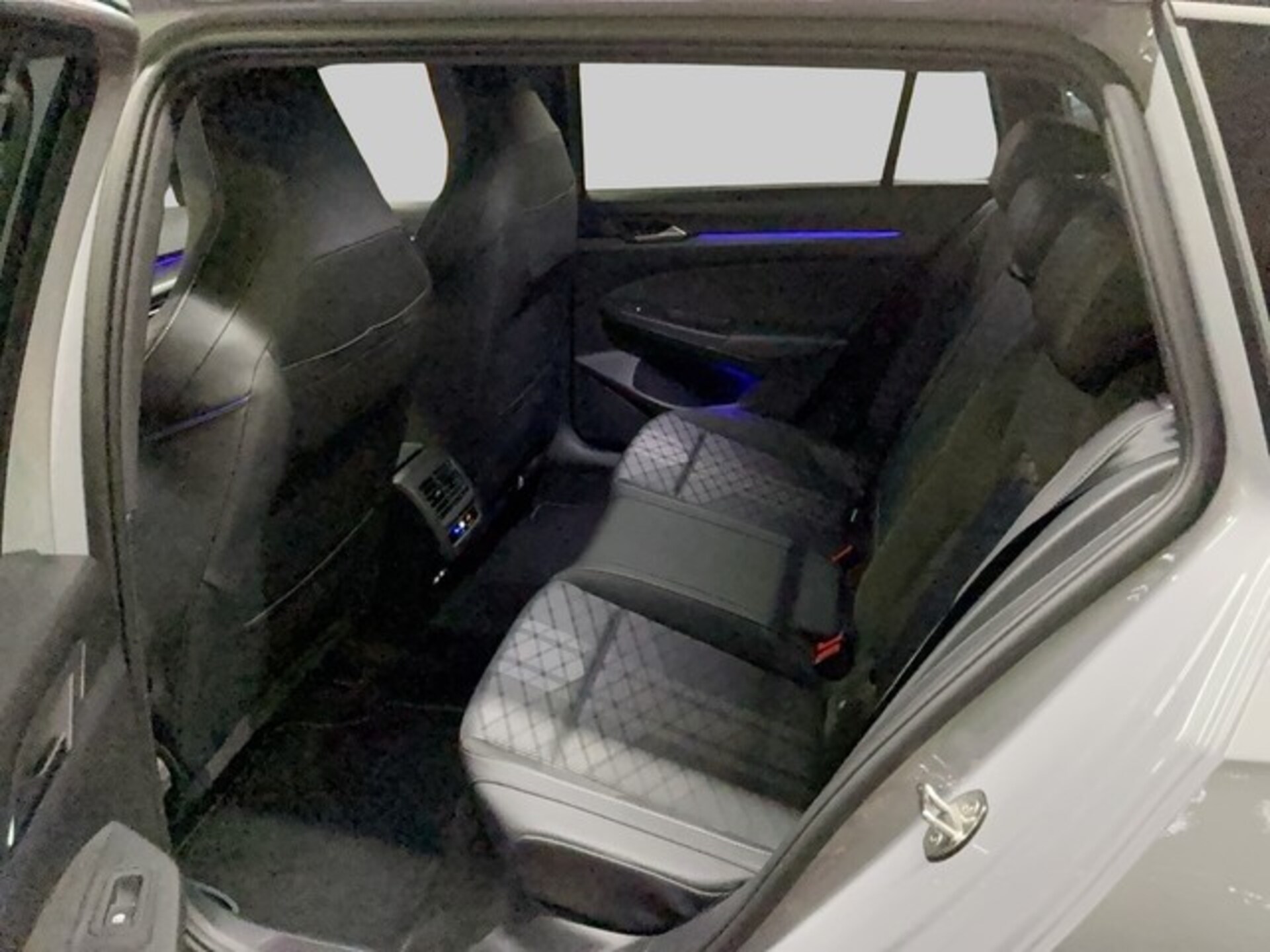 Volkswagen Golf Variant R-Line