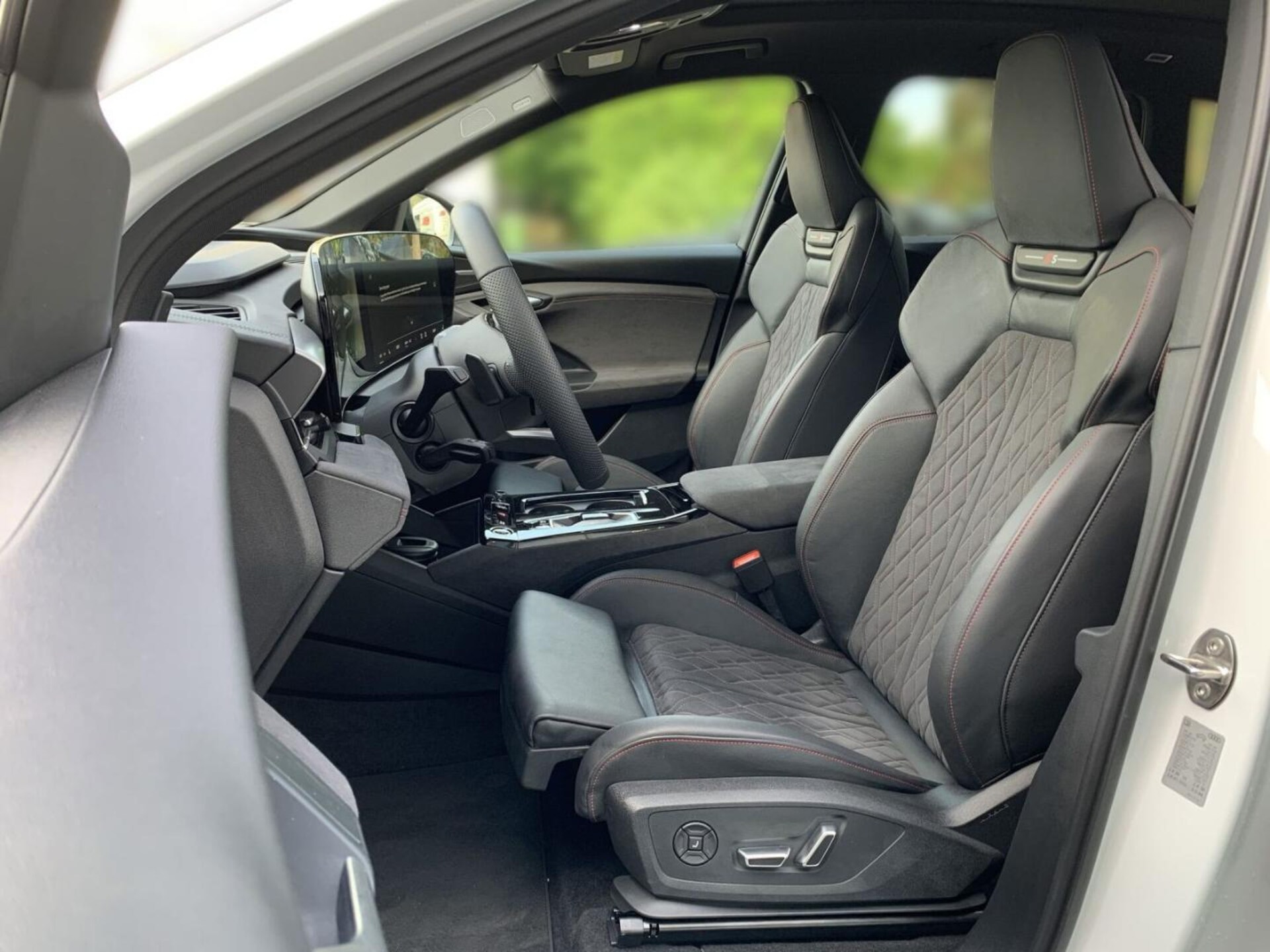 Audi Q6 SUV e-tron
