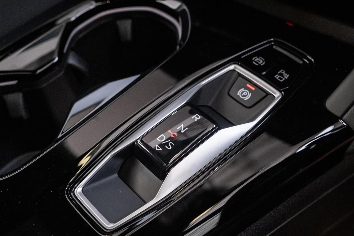 Image about Audi Q5 Sportback TDI quattro 150 kW sport