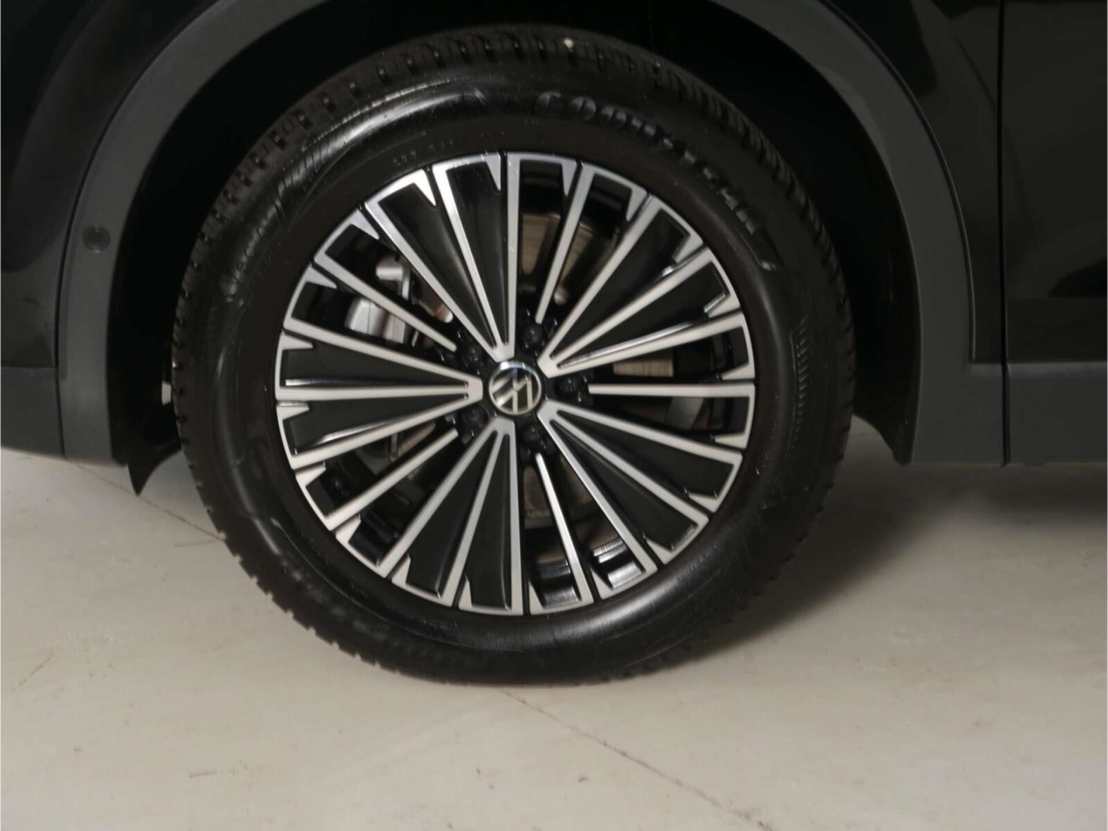 Volkswagen Tiguan – Bild 8
