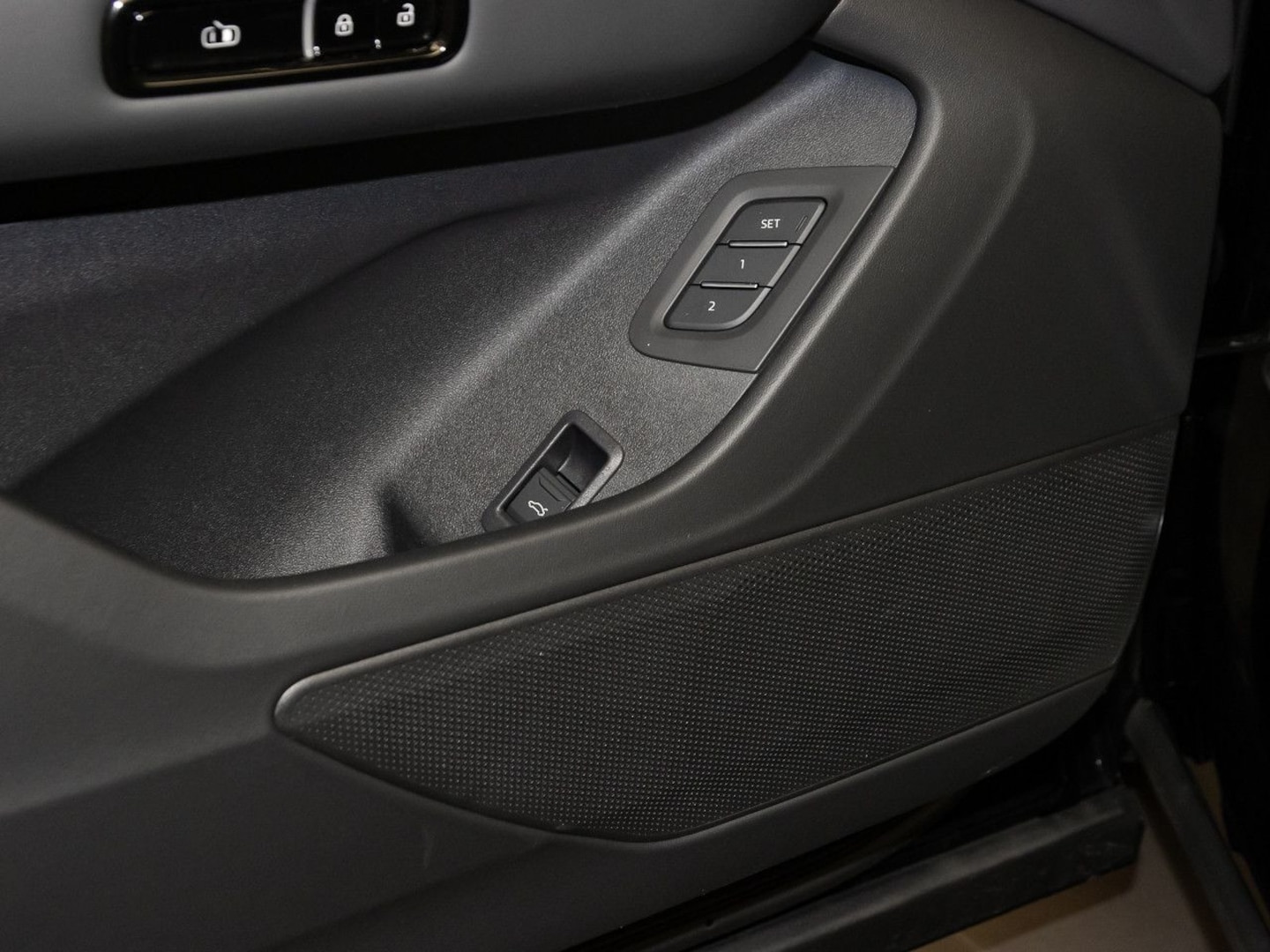 Bild über Audi Q7 SUV TDI quattro 220 kW tiptronic - für weitere Informationen kontaktieren Sie den Audi Partner