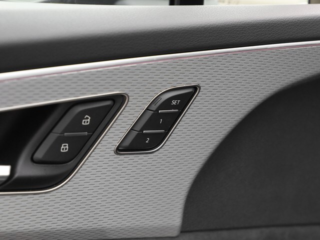 Image about Audi SQ7 SUV TFSI quattro tiptronic