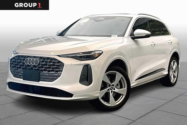 Photo of 2025 Audi Q5