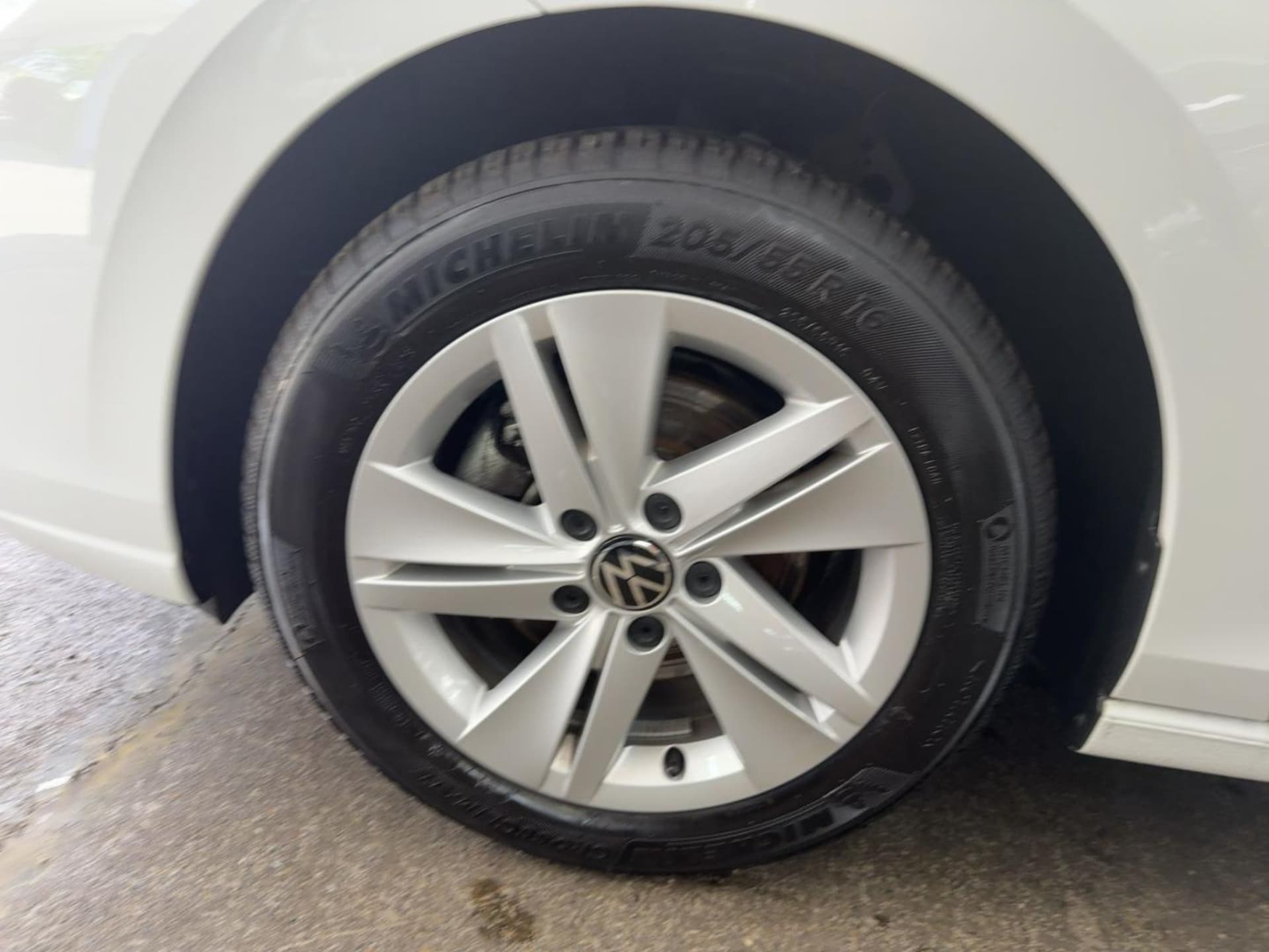 Volkswagen Golf Life