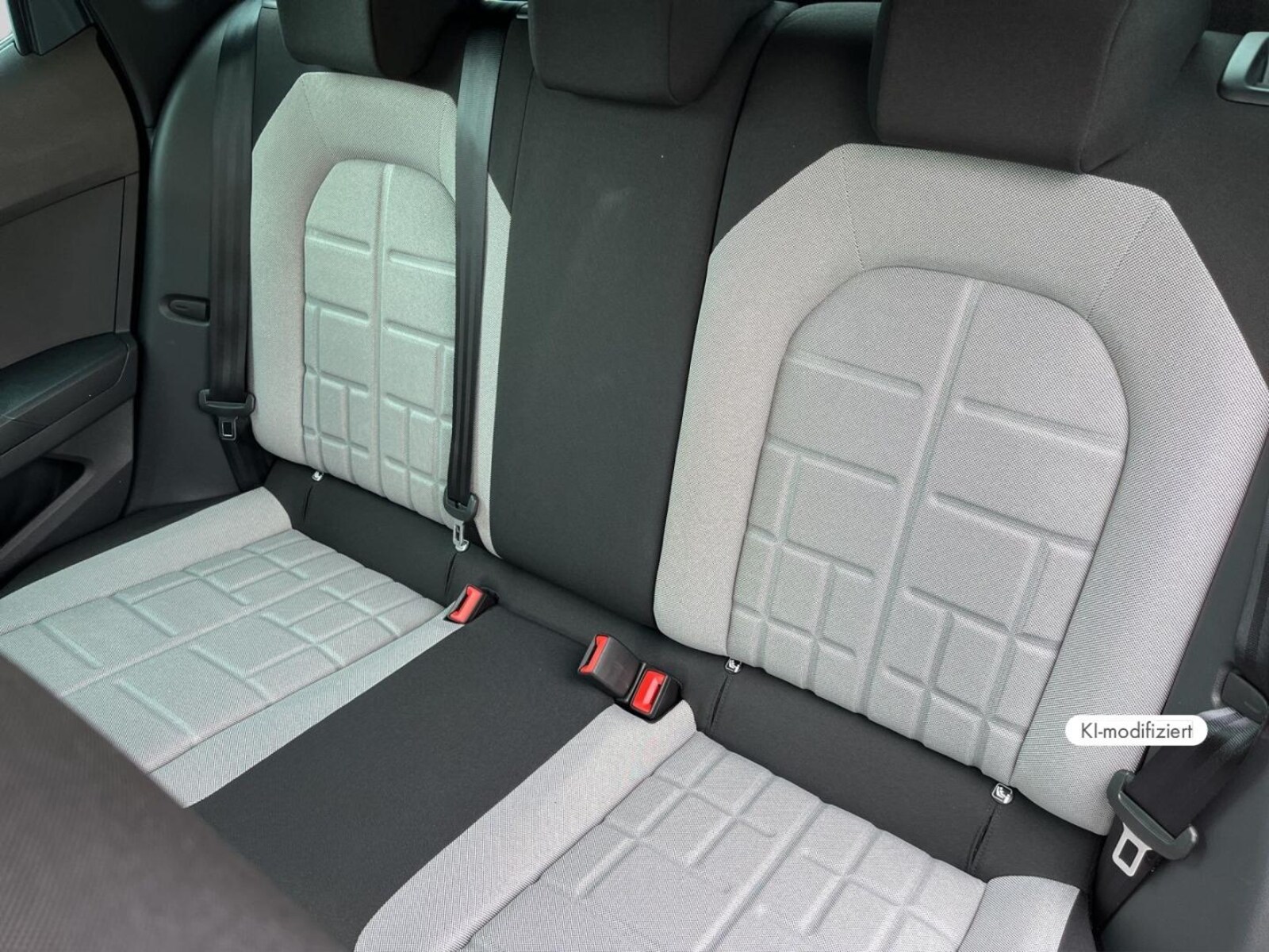 SEAT Arona – Bild 13