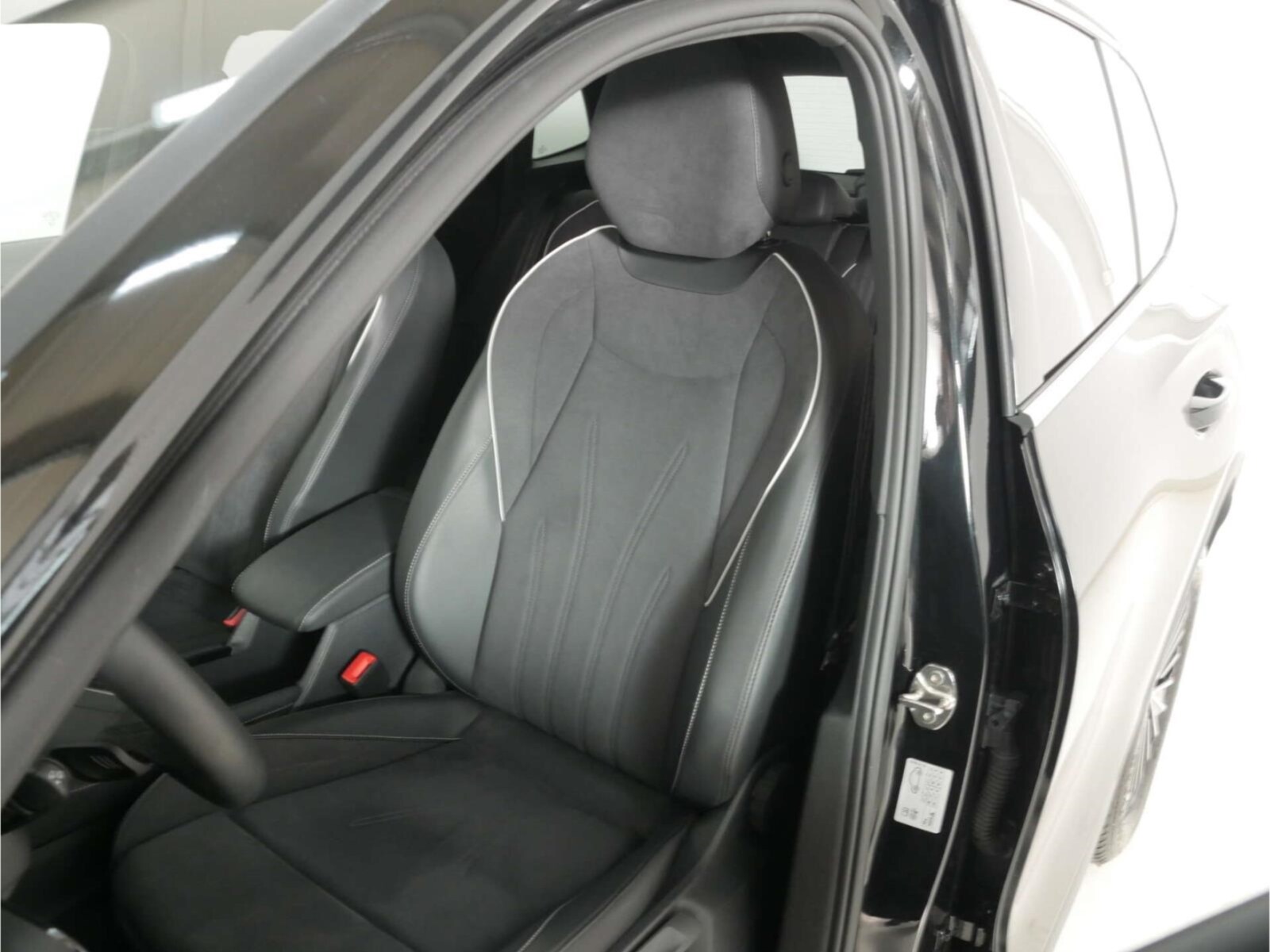 Volkswagen Tiguan – Bild 9