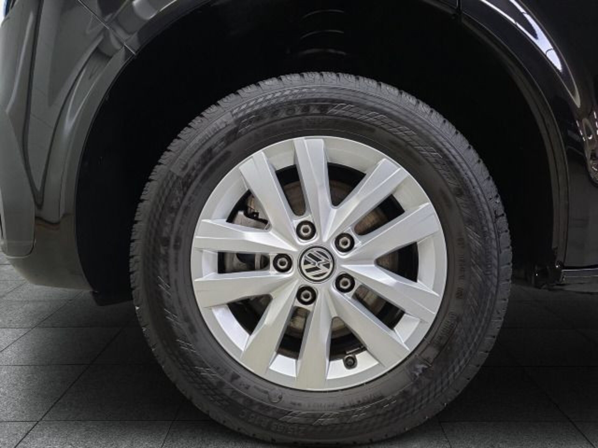 Volkswagen T6.1 Caravelle kurzer Radstand Comfortline