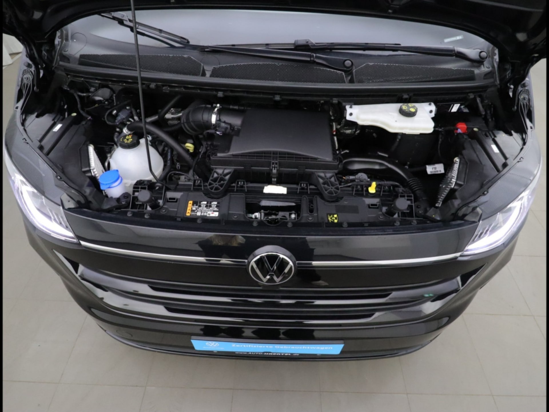 Volkswagen Caravelle Style