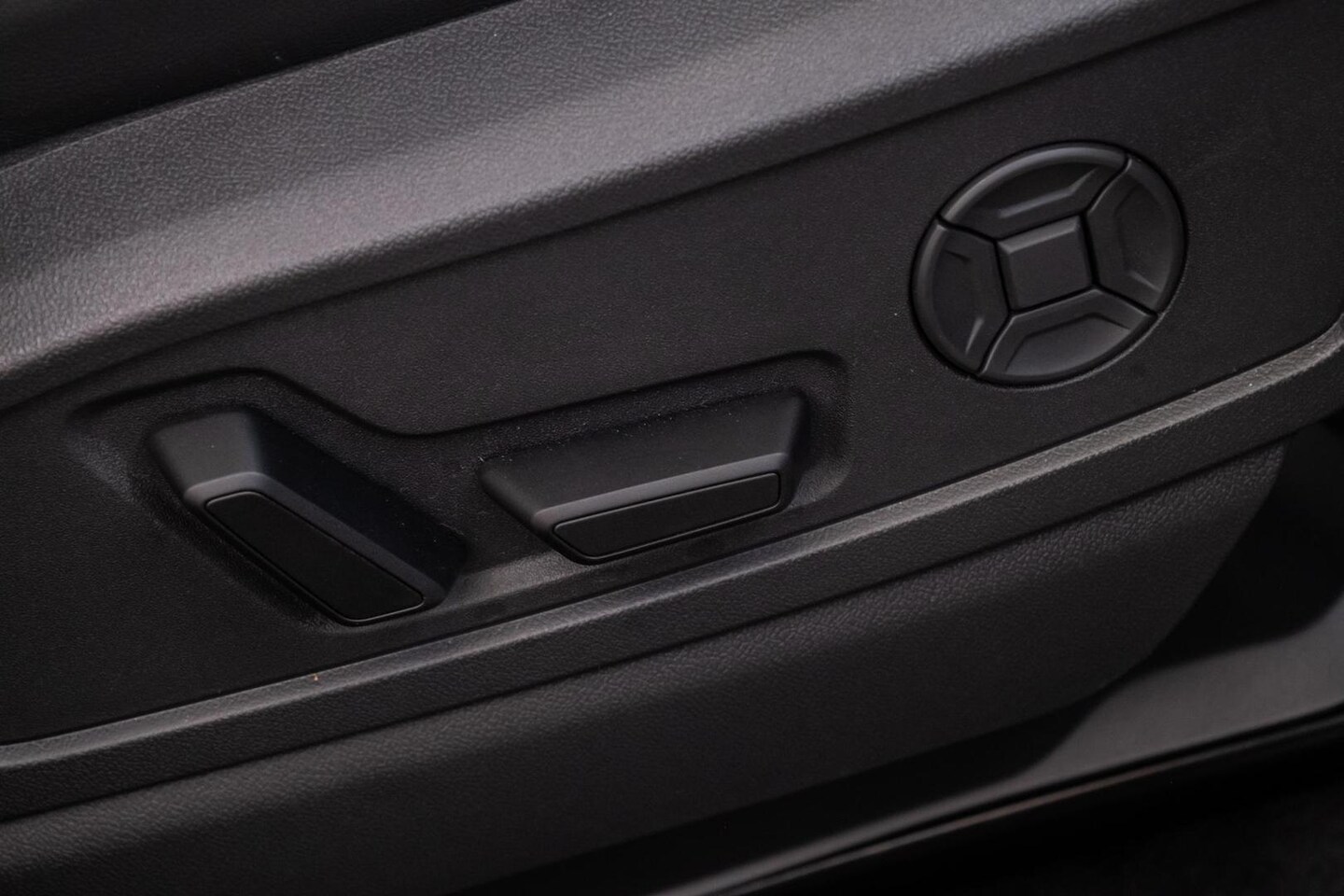 Image about Audi Q5 Sportback TDI quattro 150 kW sport