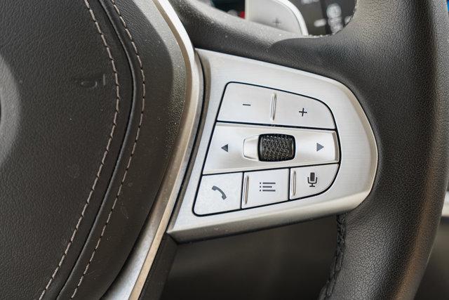 2026 BMW X7 40i - Photo 18