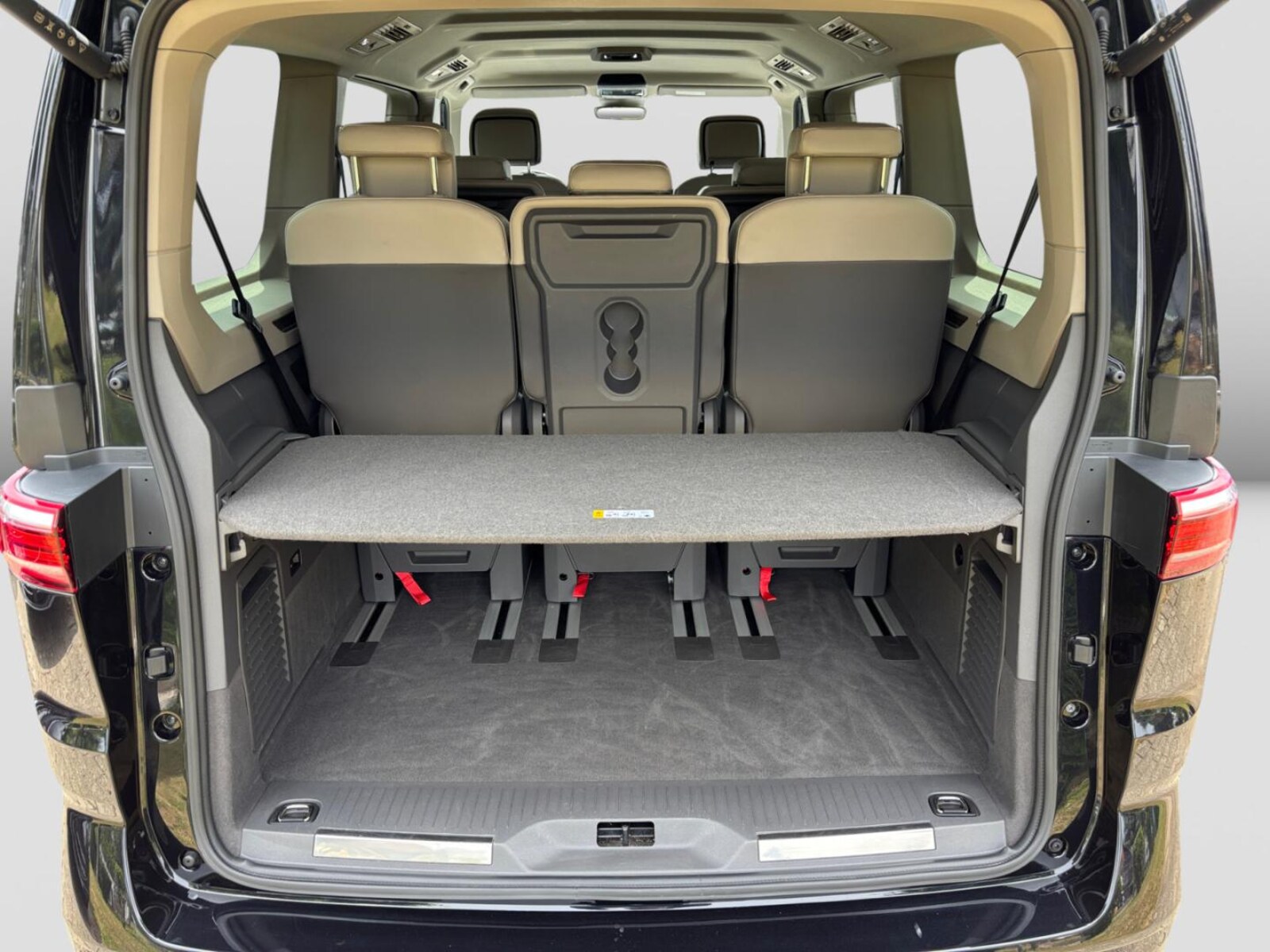 Volkswagen Multivan Langversion – Bild 11