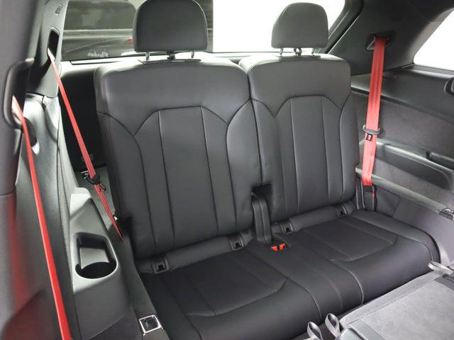 2026 Audi Q7 Prestige - Photo 24