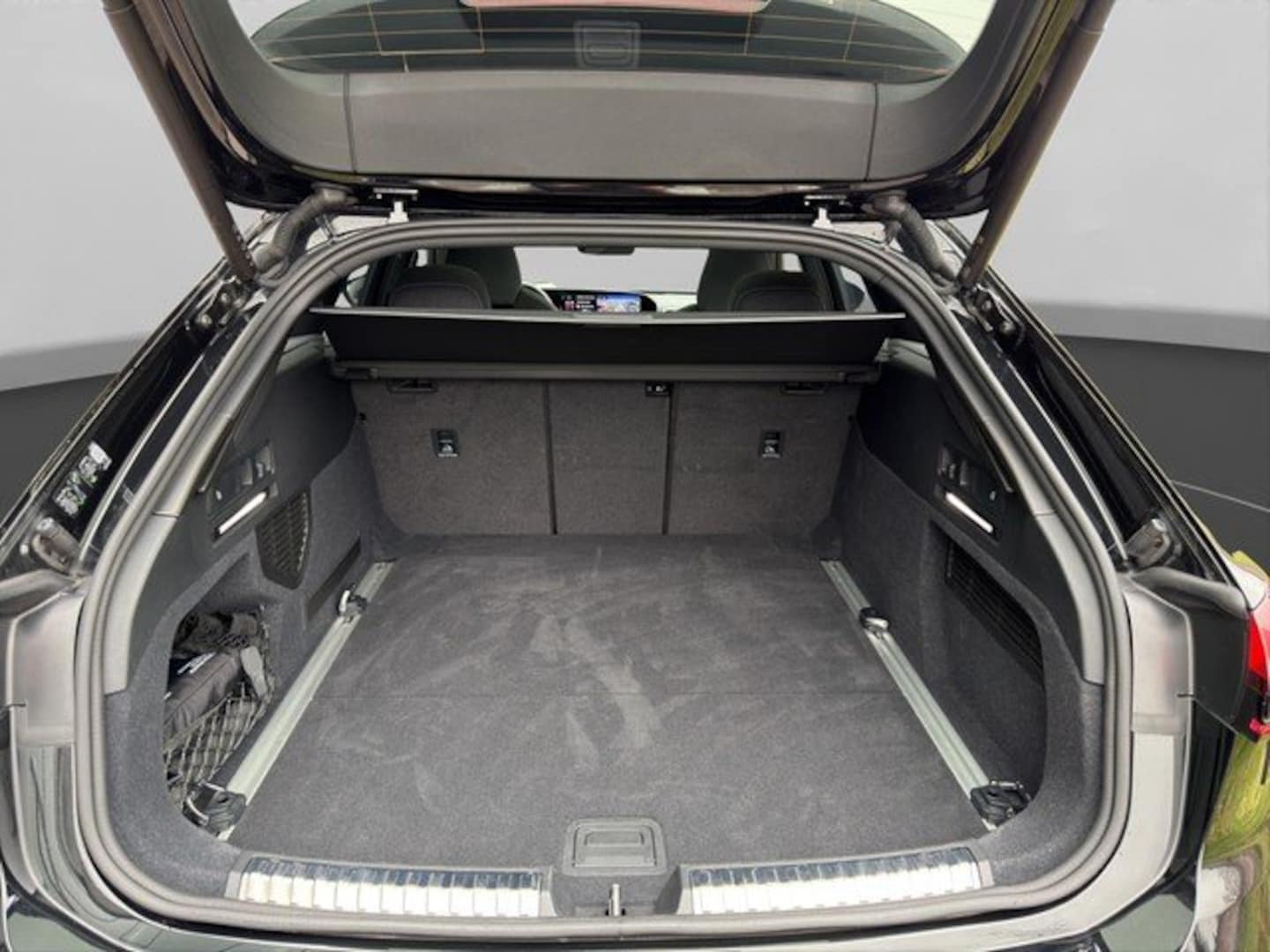 Bild über Audi A6 Avant edition one TDI quattro 150 kW S tronic - für weitere Informationen kontaktieren Sie den Audi Partner