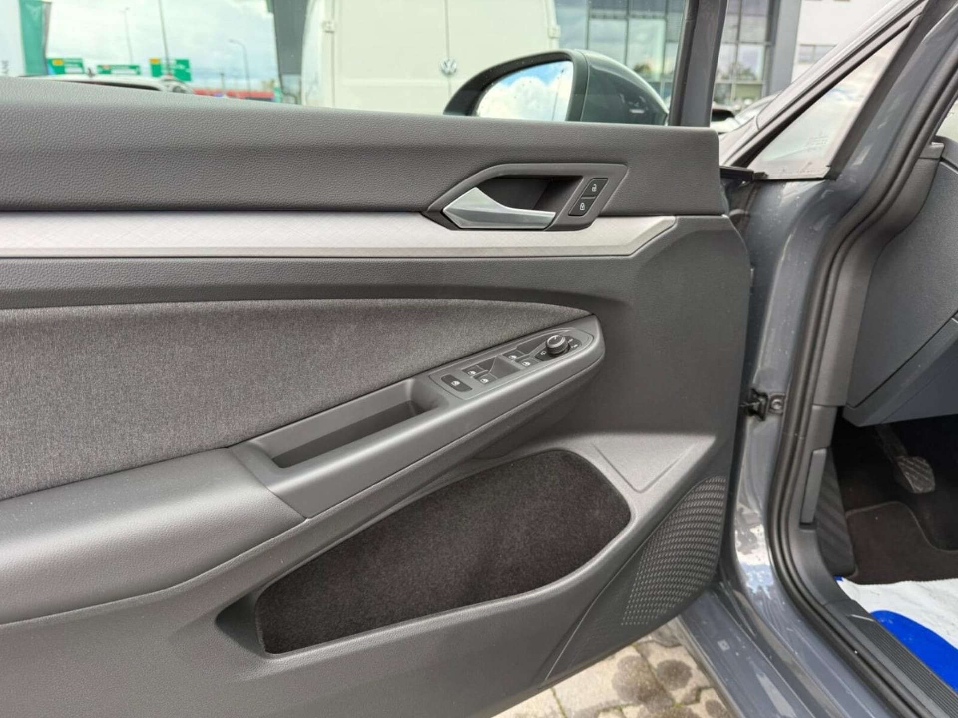 Volkswagen Golf Variant Life