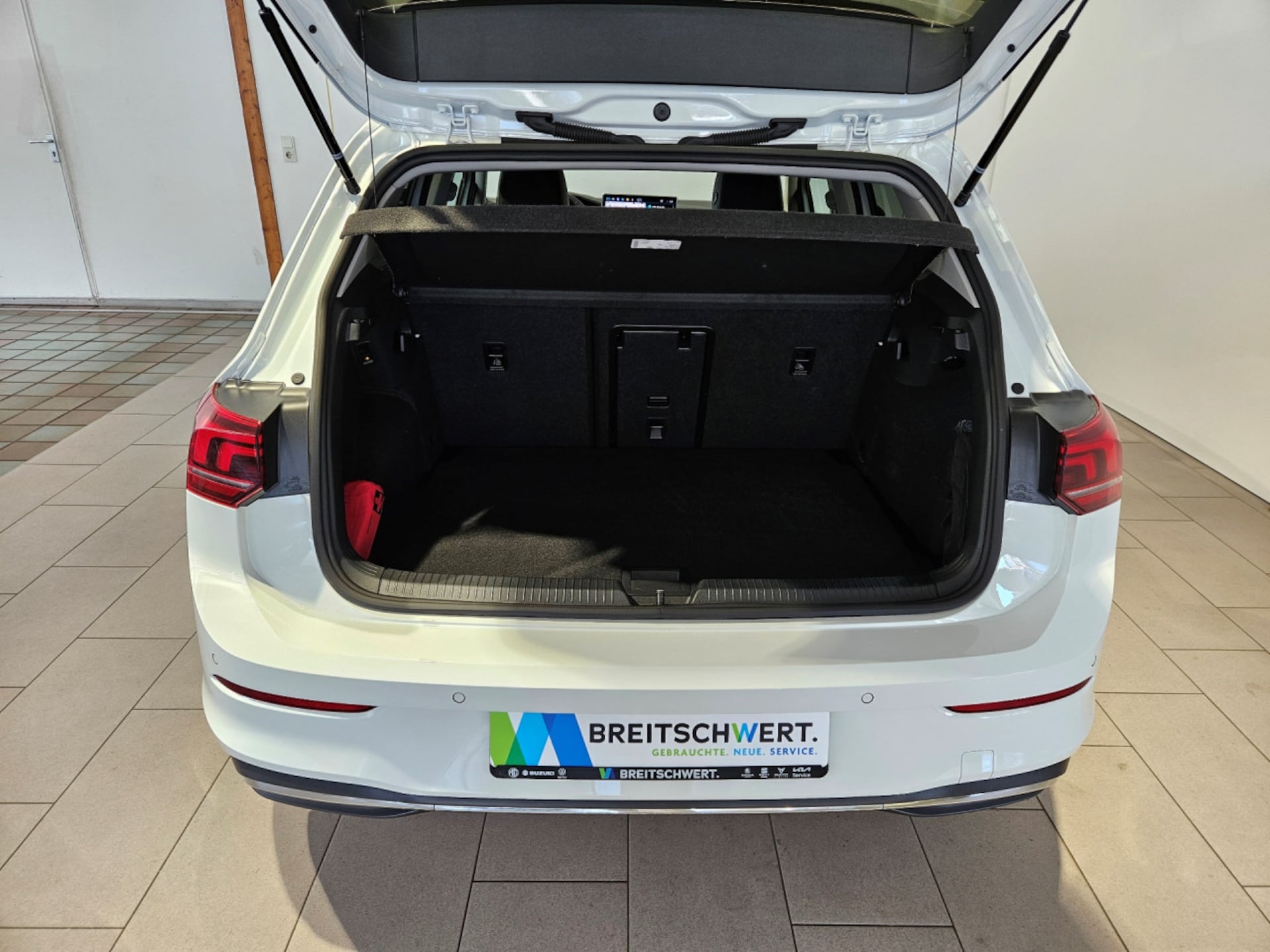 Volkswagen Golf Life