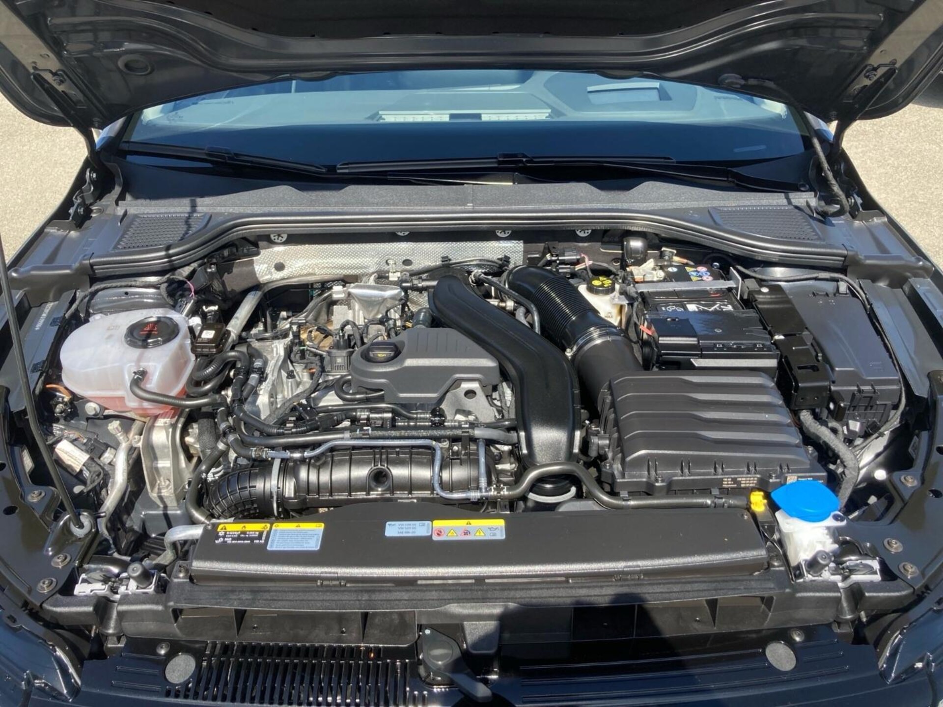 Volkswagen Golf Variant Life