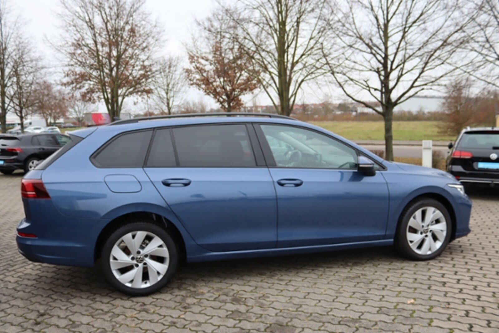 Volkswagen Golf Variant – Bild 6