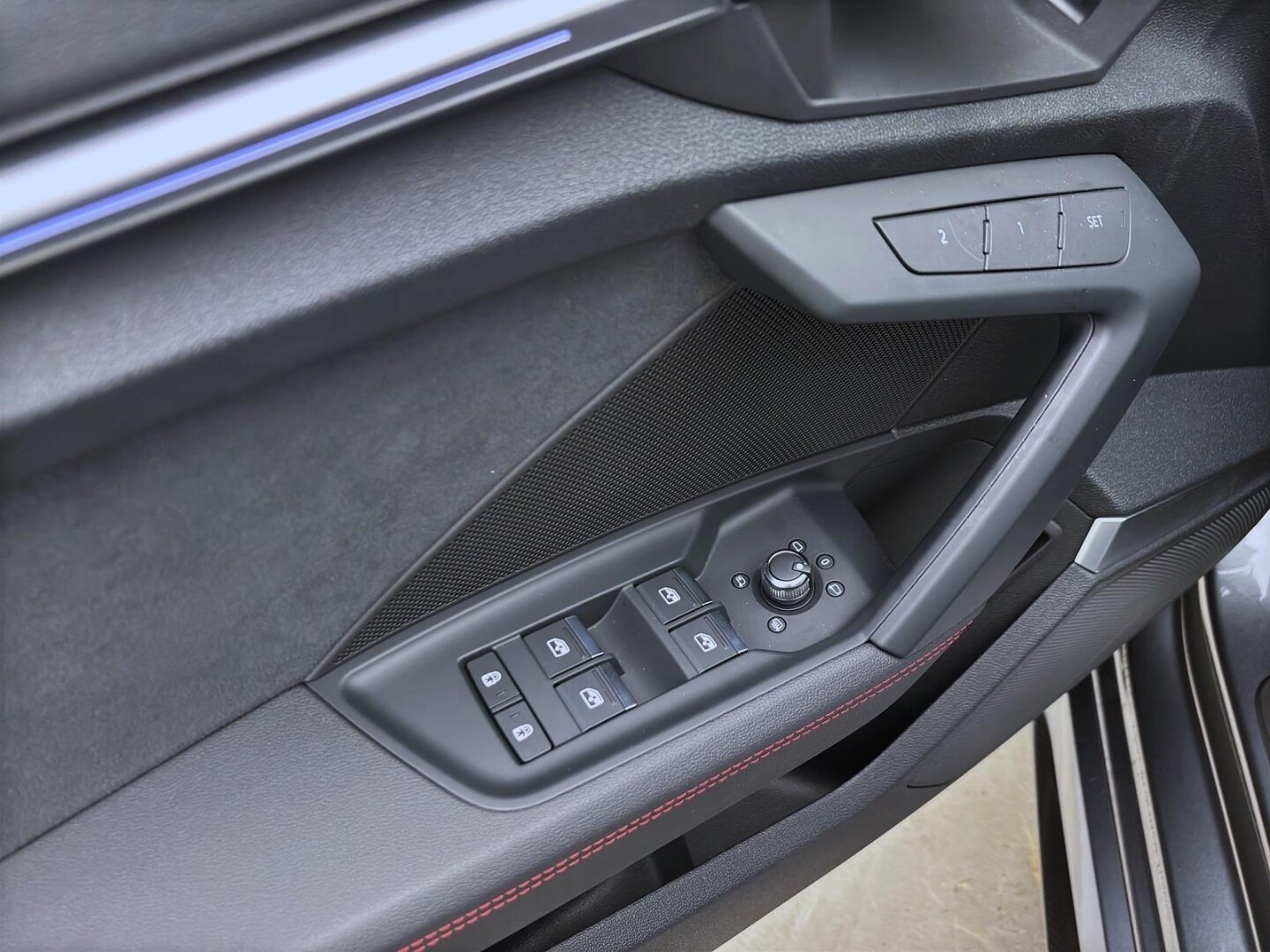 Image about Audi RS 3 Limousine TFSI quattro S tronic