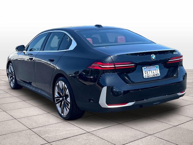 2026 BMW 530i