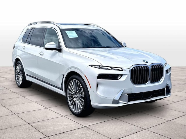 2023 BMW X7