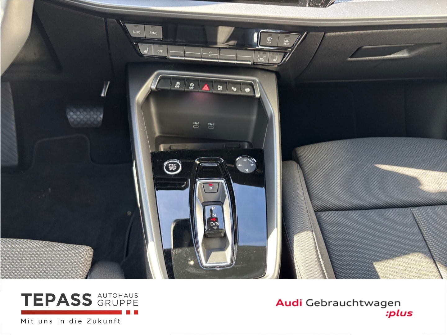 Bild über Audi A3 Sportback TFSI 110 kW S tronic - für weitere Informationen kontaktieren Sie den Audi Partner
