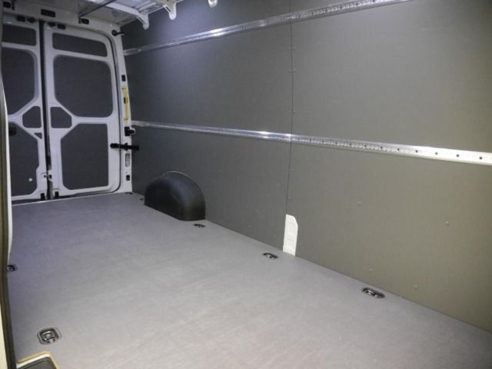 Volkswagen Crafter Kasten langer Radstand – Bild 6