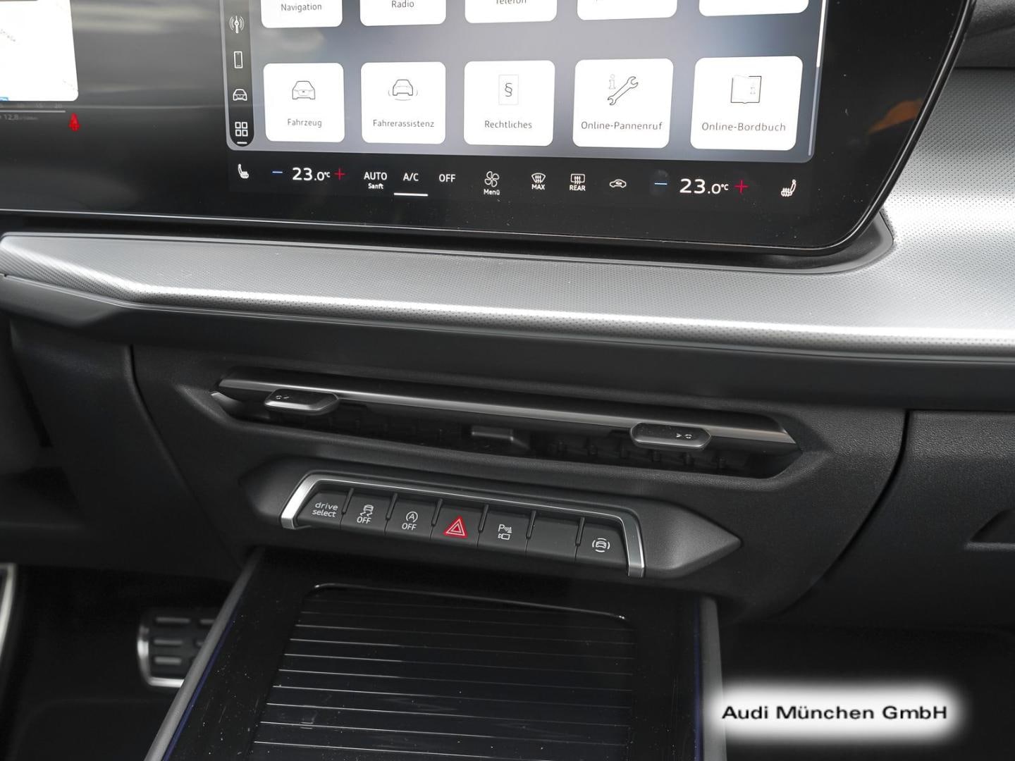 Bild über Audi Q3 SUV TFSI quattro 150 kW S tronic - für weitere Informationen kontaktieren Sie den Audi Partner