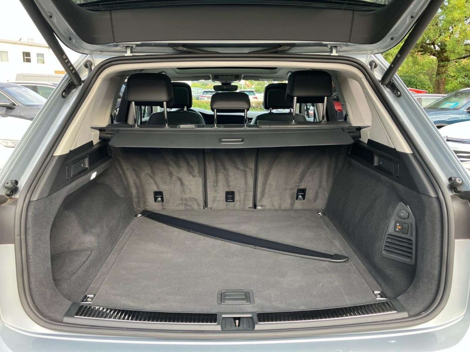 Volkswagen Touareg – Bild 8