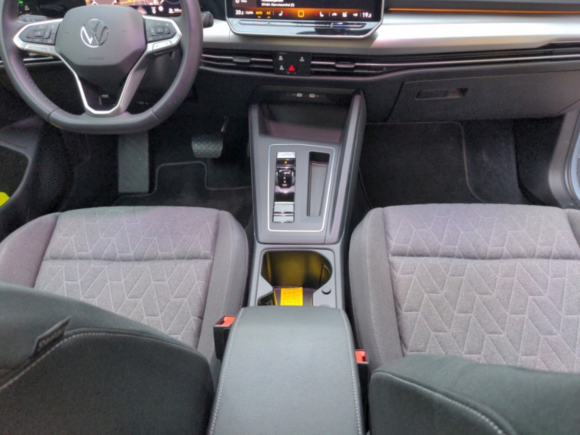 Volkswagen Golf Variant Life