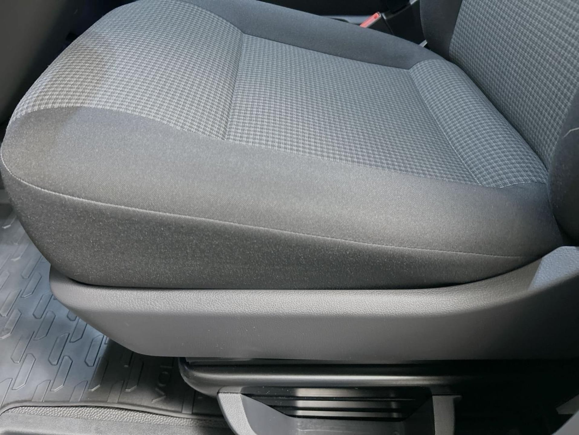Volkswagen T6.1 Transporter Kasten kurzer Radstand