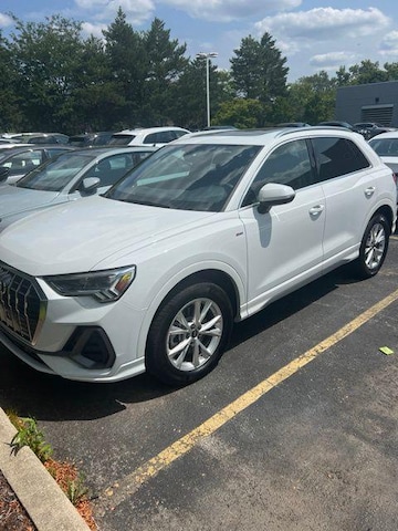Photo of 2025 Audi Q3 SUV 