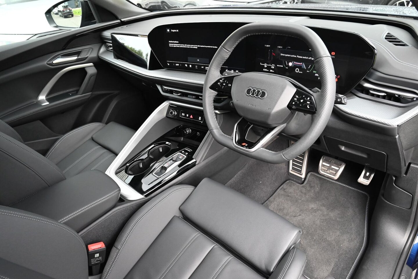 Image about Audi Q5 SUV e-hybrid quattro S tronic