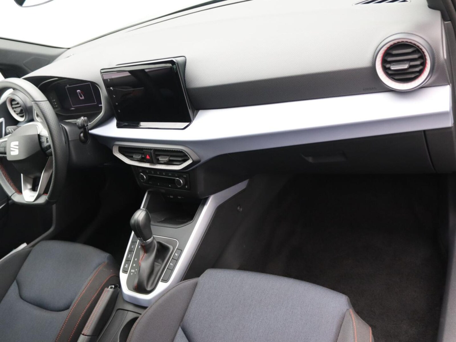 SEAT Arona – Bild 8
