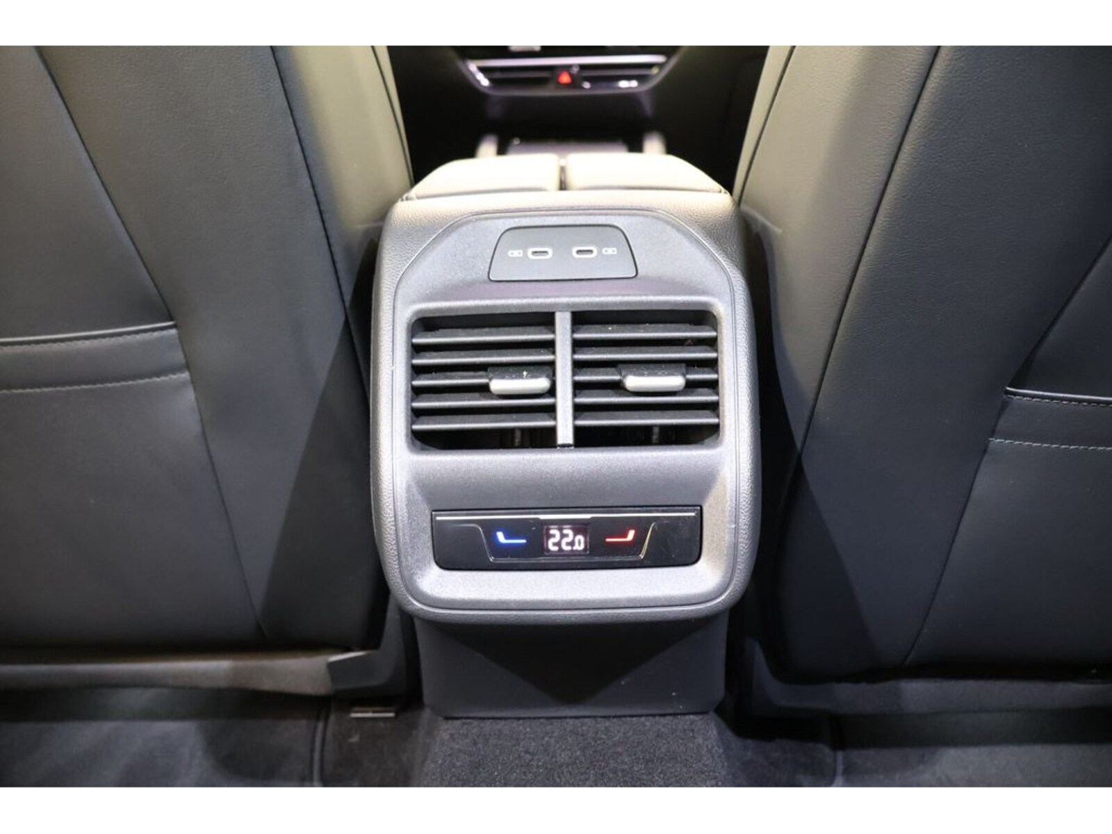 Volkswagen Passat – Bild 14
