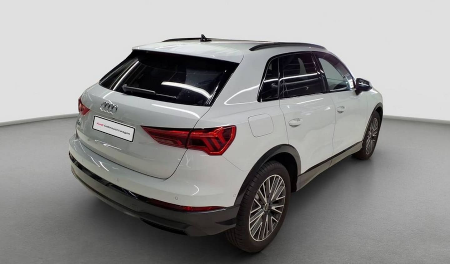 Bild über Audi Q3 TFSI 110 kW S tronic - für weitere Informationen kontaktieren Sie den Audi Partner