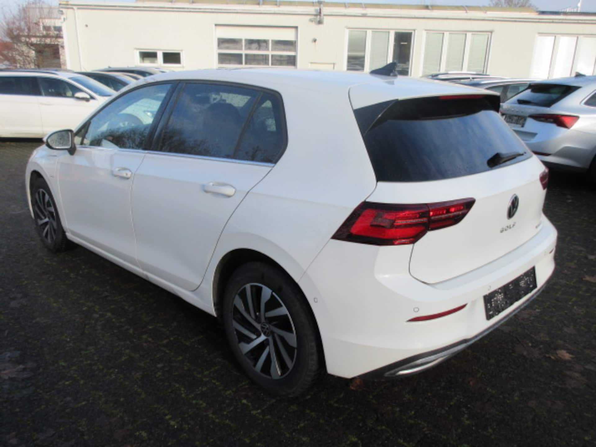 Volkswagen Golf Style