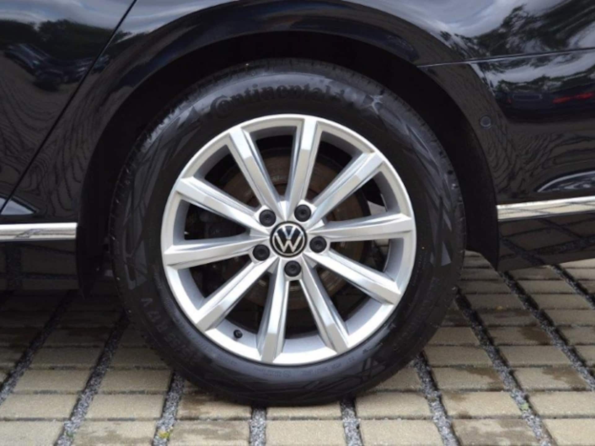 Volkswagen Passat Variant Elegance