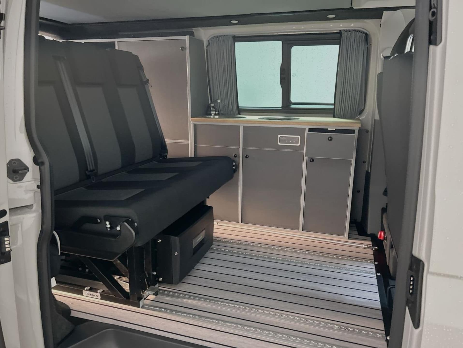 Volkswagen T6.1 Transporter Kasten kurzer Radstand