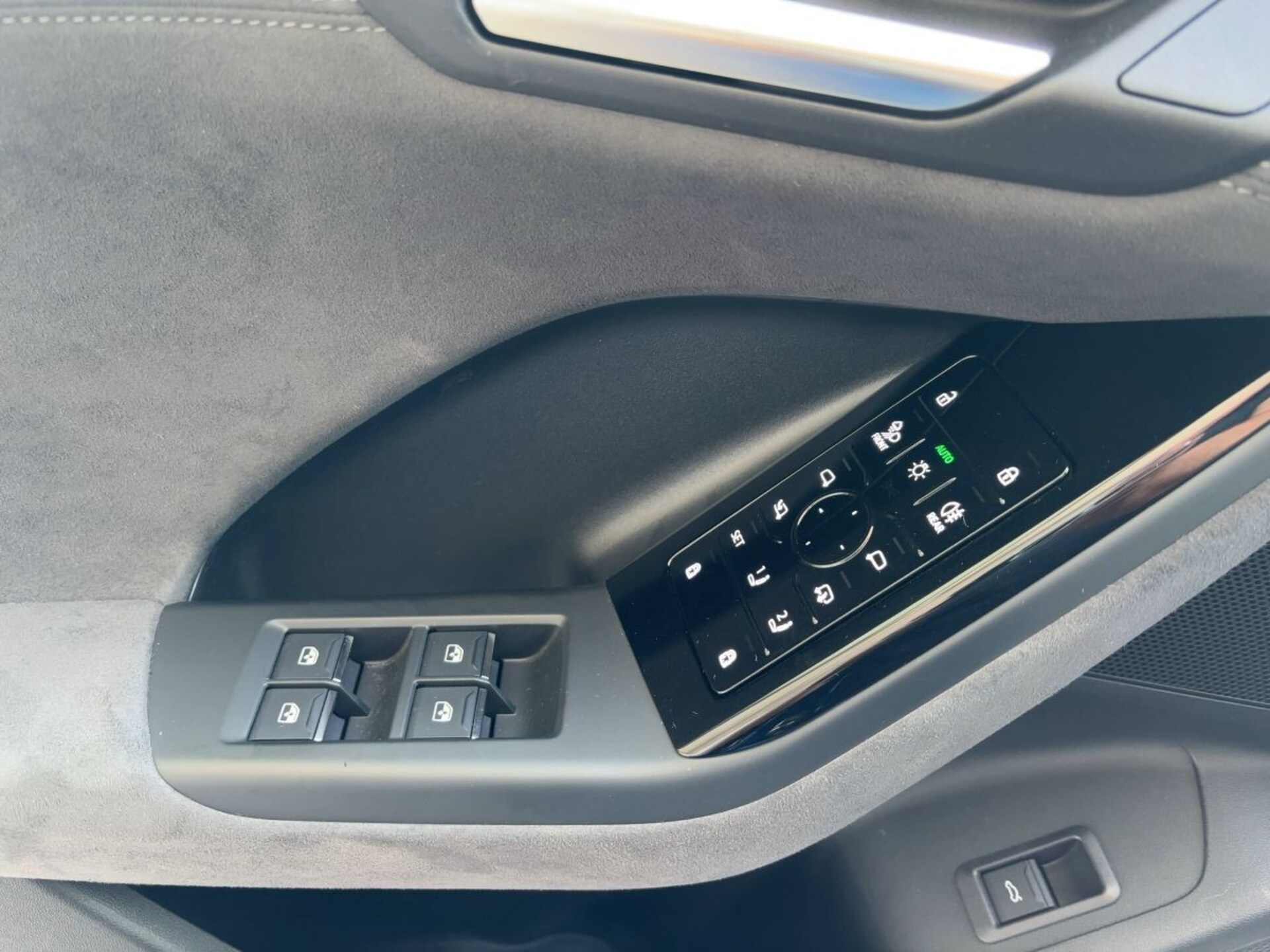 Audi Q6 SUV e-tron