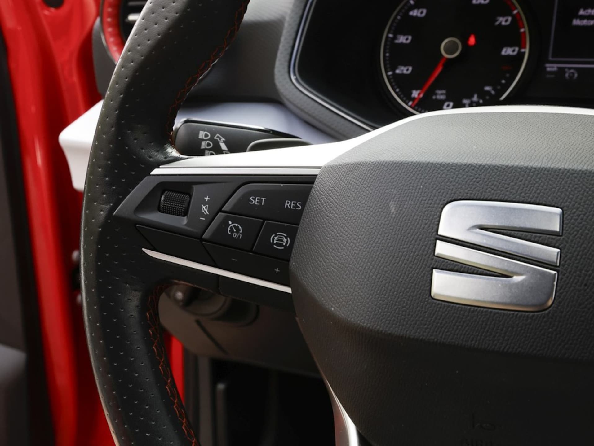 SEAT Arona FR