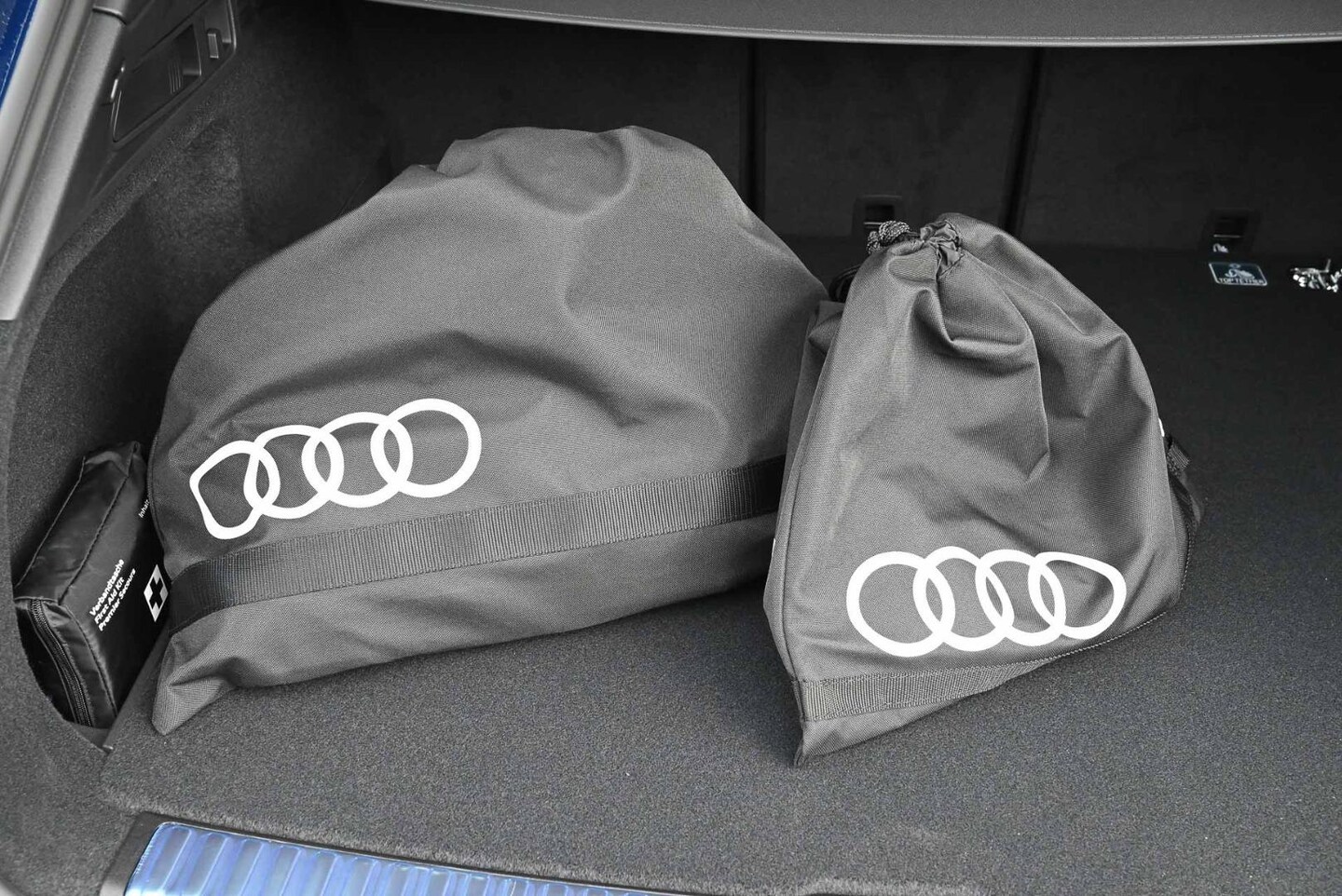 Image about Audi Q5 SUV e-hybrid quattro S tronic