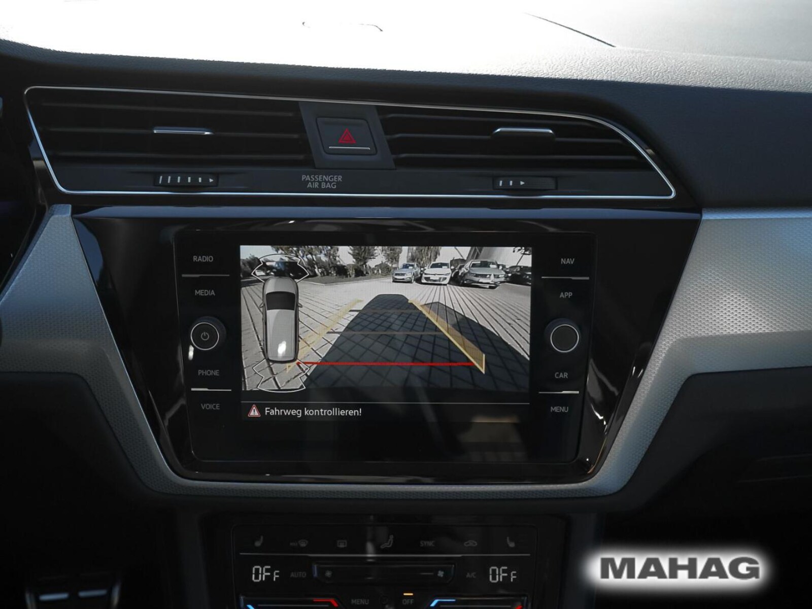 Volkswagen Touran – Bild 17