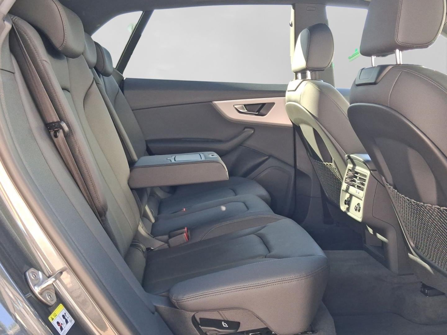 Bild über Audi Q8 50 TDI quattro tiptronic - für weitere Informationen kontaktieren Sie den Audi Partner
