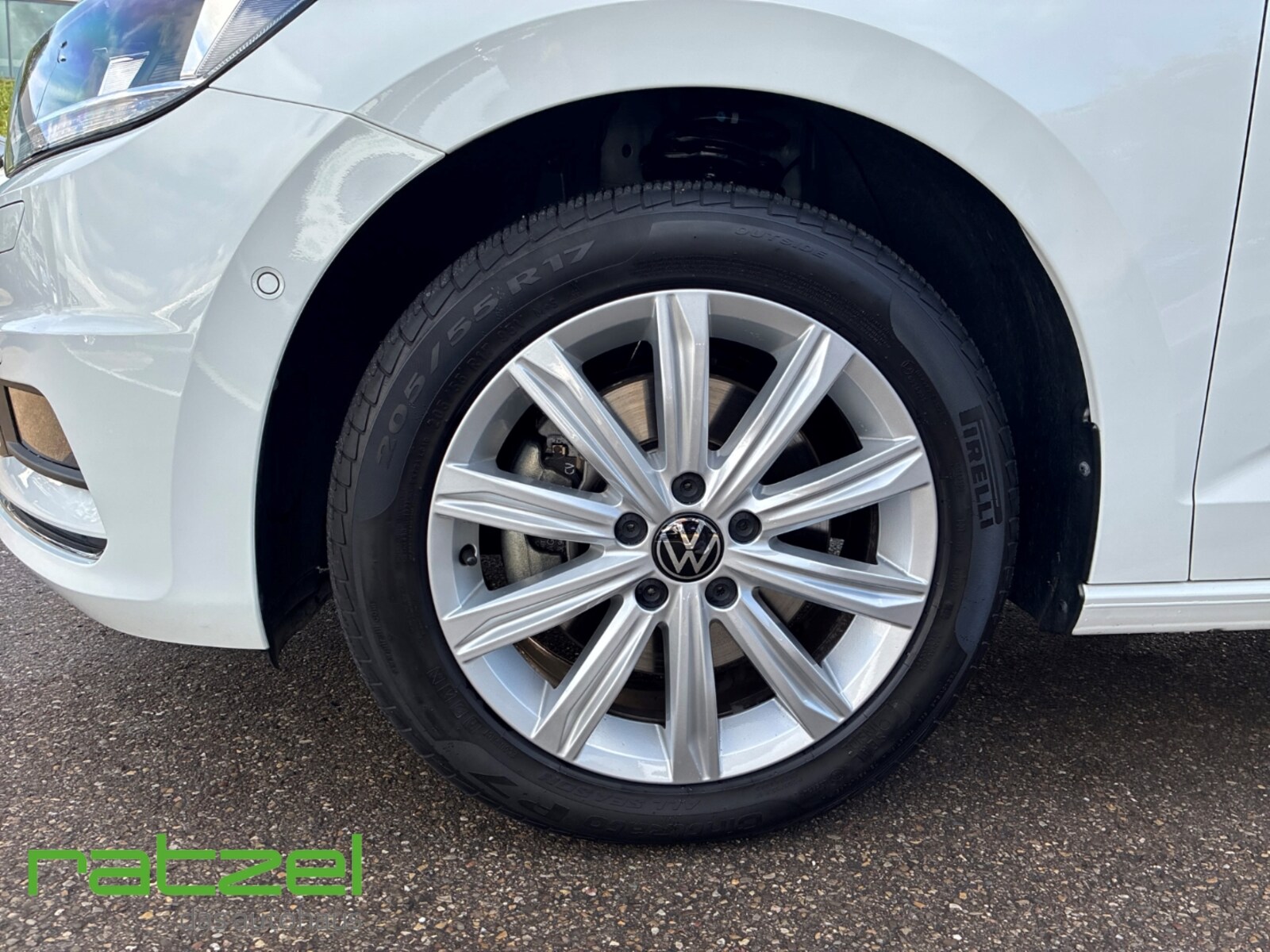 Volkswagen Touran – Bild 11