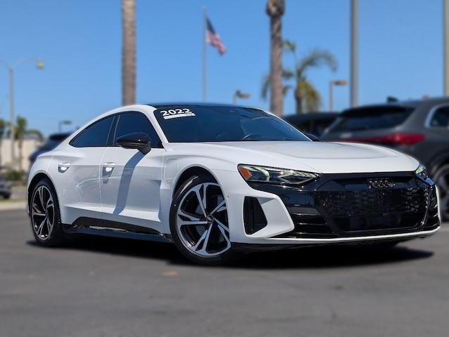 Photo of 2022 Audi e-tron GT