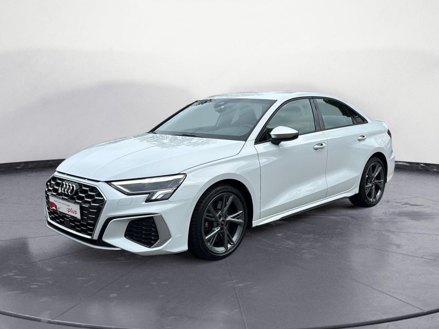 Bild über Audi S3 Limousine TFSI quattro S tronic - für weitere Informationen kontaktieren Sie den Audi Partner