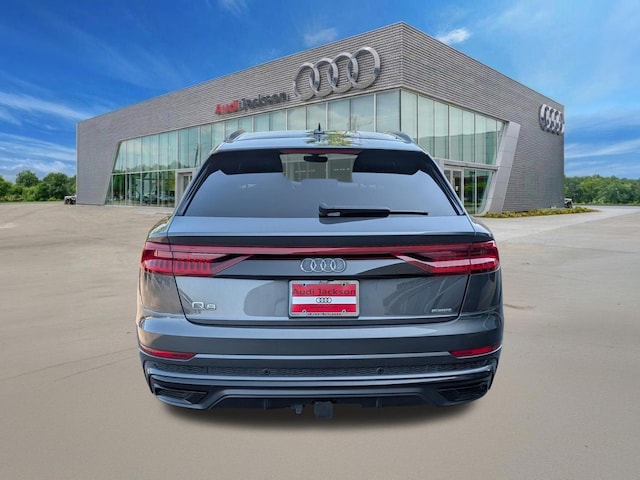 2021 Audi Q8