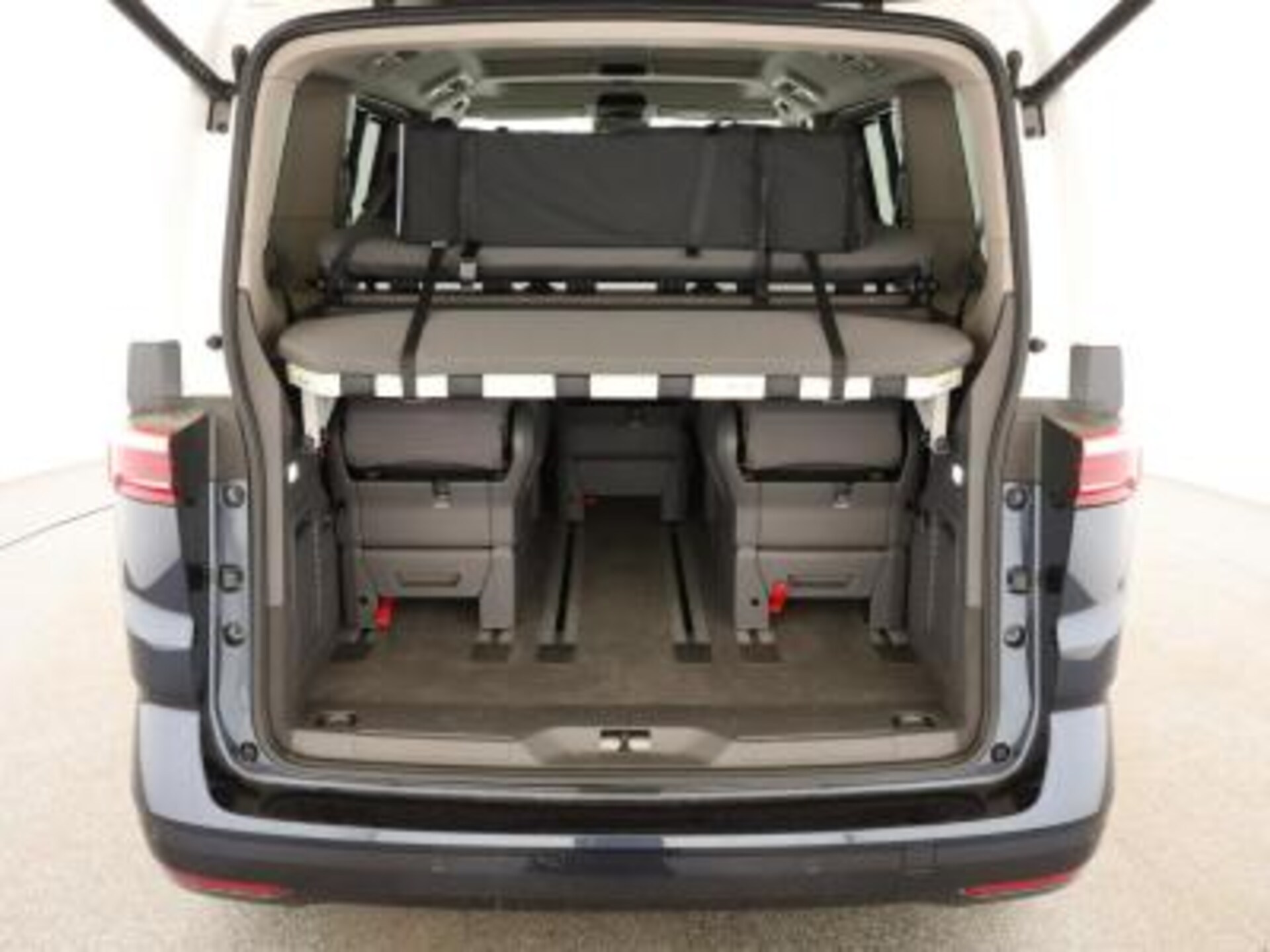 Volkswagen Multivan Basis-Modell