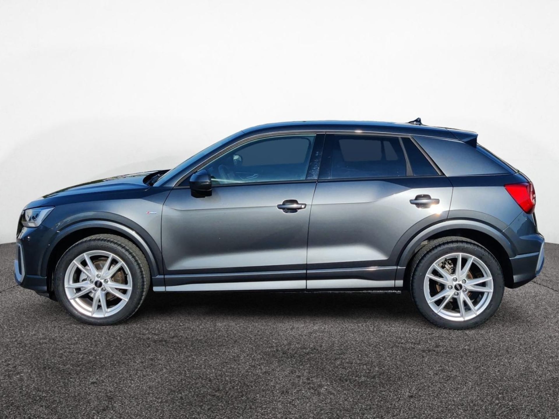 Audi Q2 S line